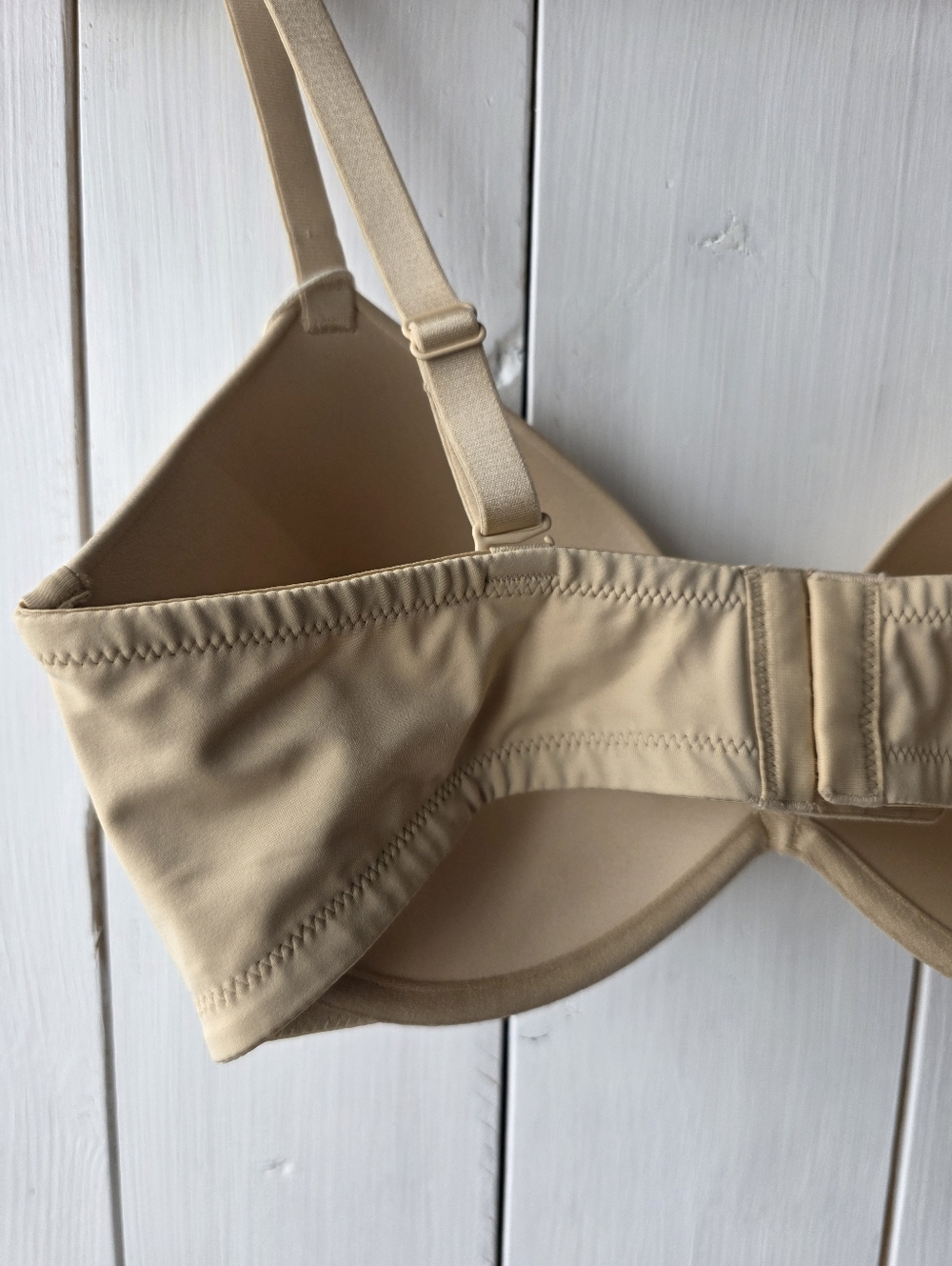 Wingslove Deep V Padded Push Up Bra with Underwire Nude NWT Size 34DDD - Picture 8 of 11